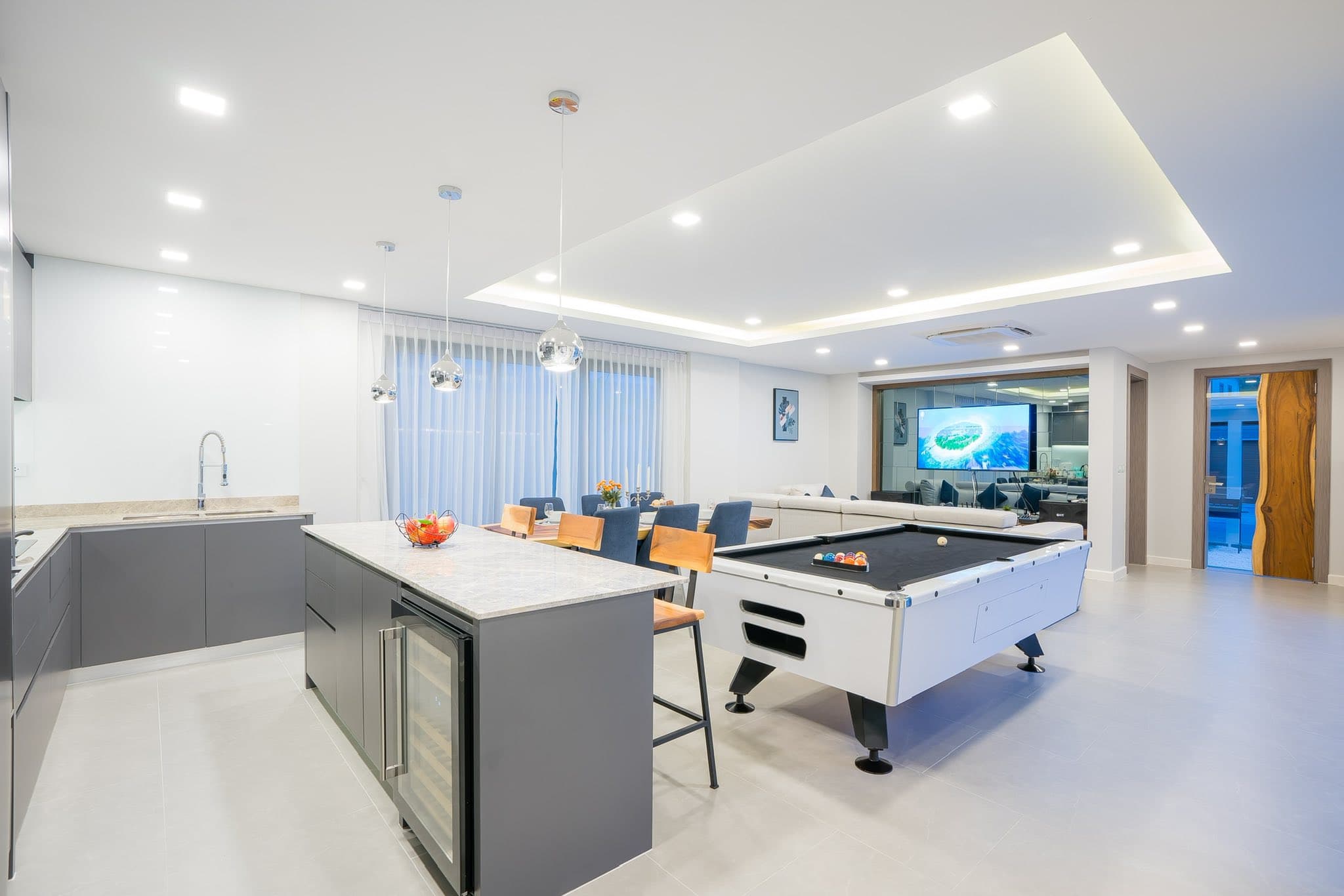 Modern kitchen design in luxury pool villa